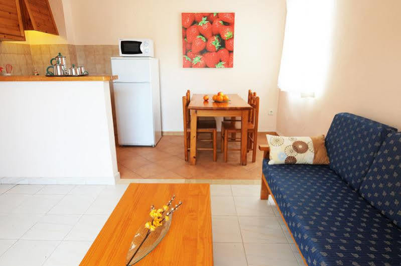 Maribel Villas Cala Blanca  Bagian luar foto